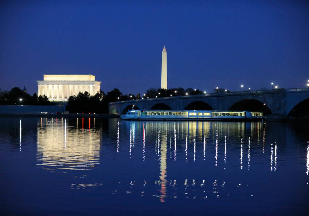 Prix Fixe Dinner Cruise