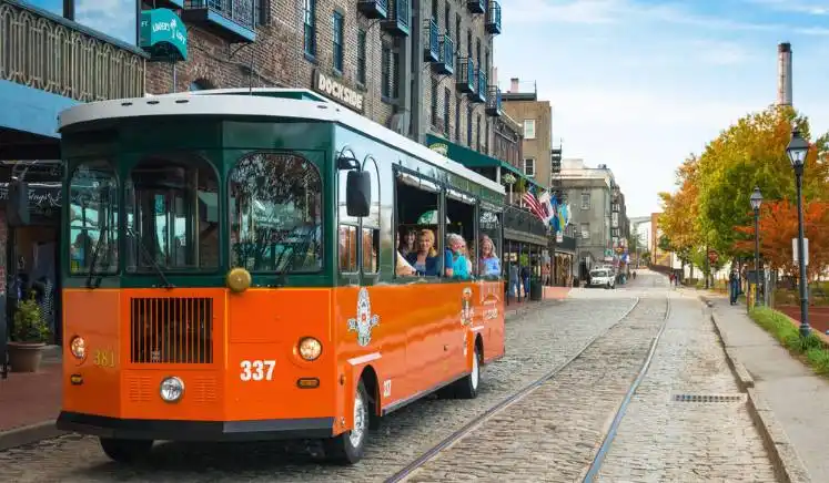 Old Town Trolley Tours of Savannah