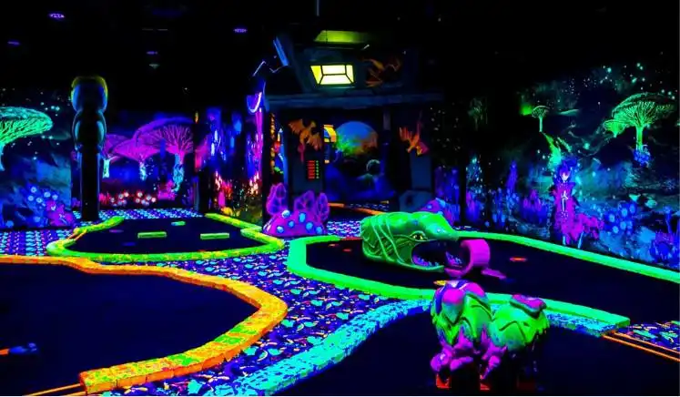 Blacklight Mini Golf