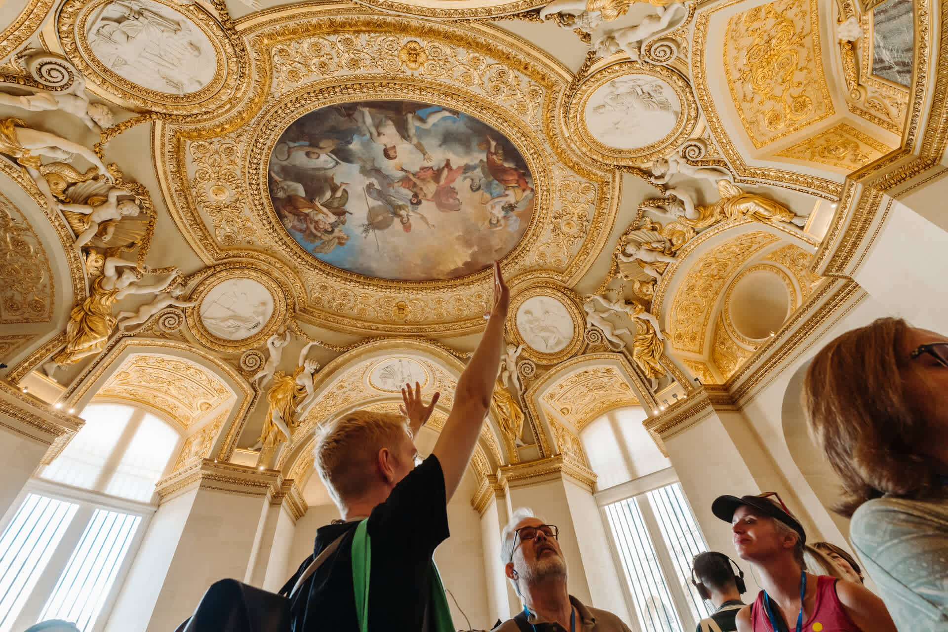 Paris in a Day with Louvre or Orsay Eiffel Tower City Walk & Cruise