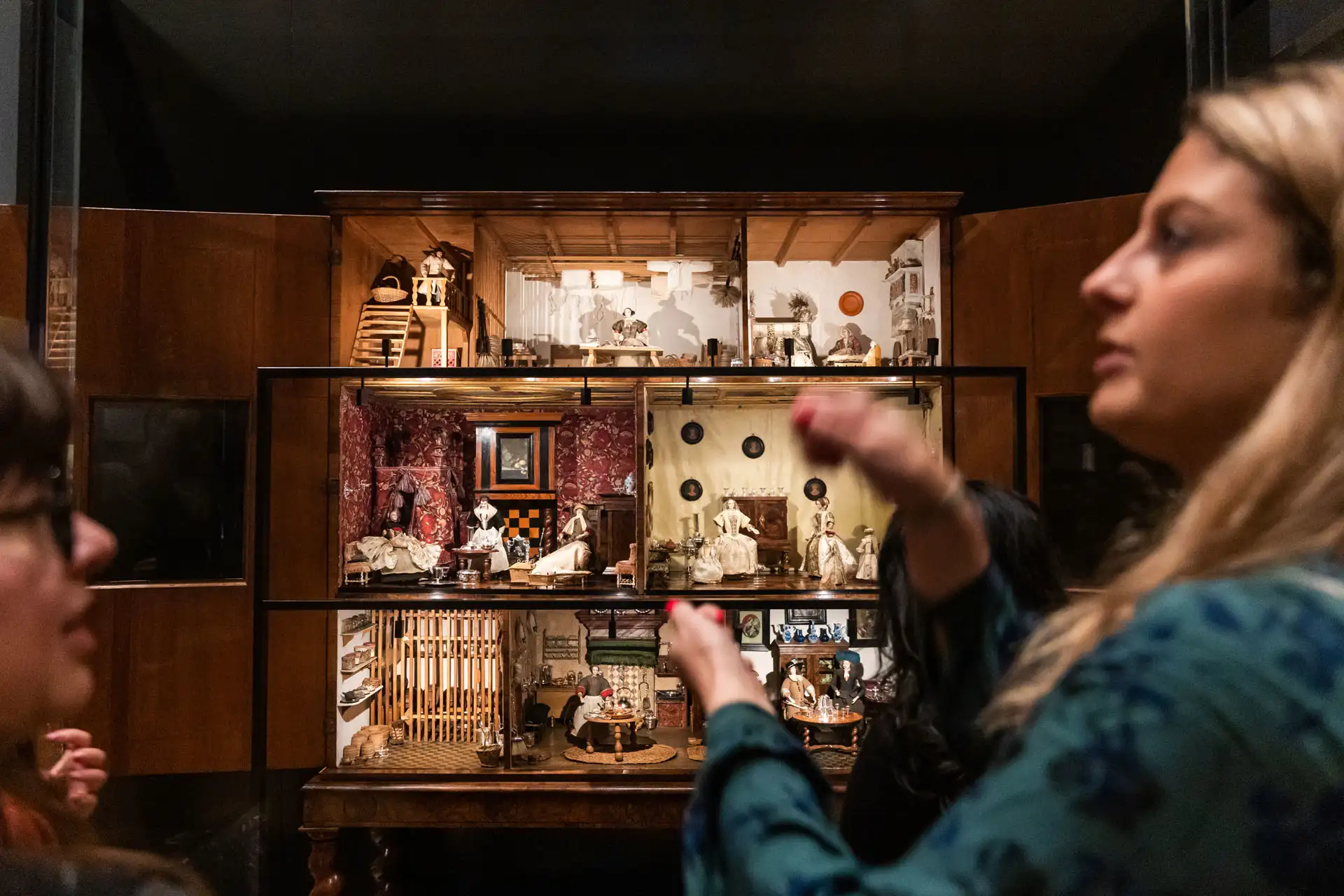 Rijksmuseum Highlights Tour: Rembrandt & Van Gogh with Guide