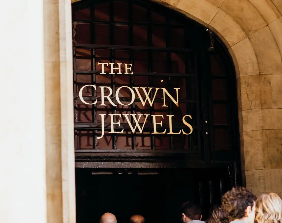 Best of London: Tower of London River Cruise & History Walk